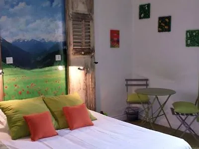 Hotel Des P\u00e9nitents 2*